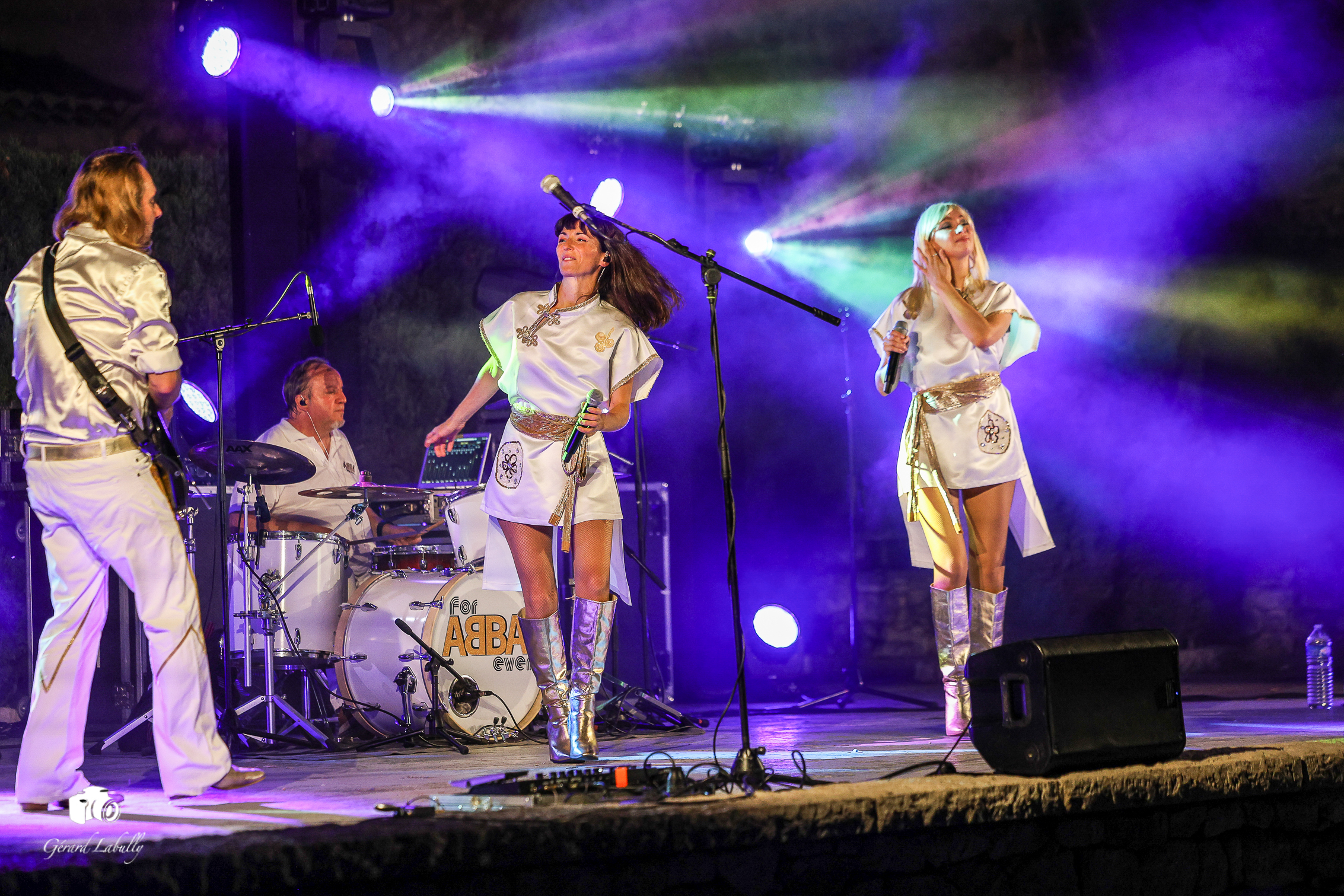       "ABBA FOR EVER"